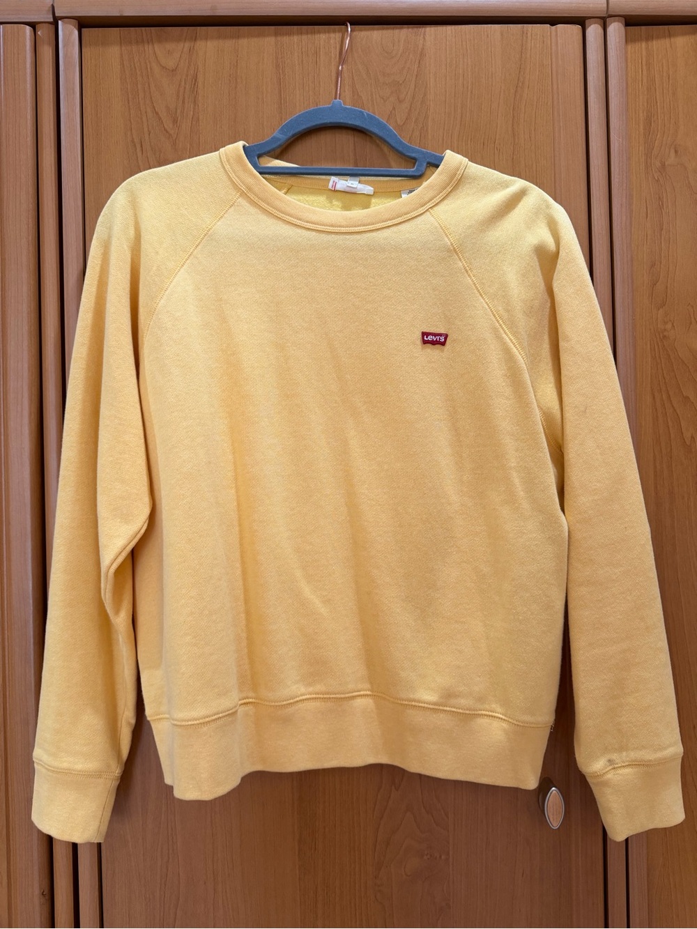 Levi’s Crewneck Sweatshirt Logo Yellow Size S